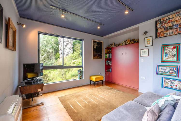 8 Beresford Avenue Surfdale_22