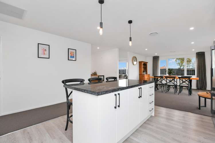 28E Ashbury Drive_4