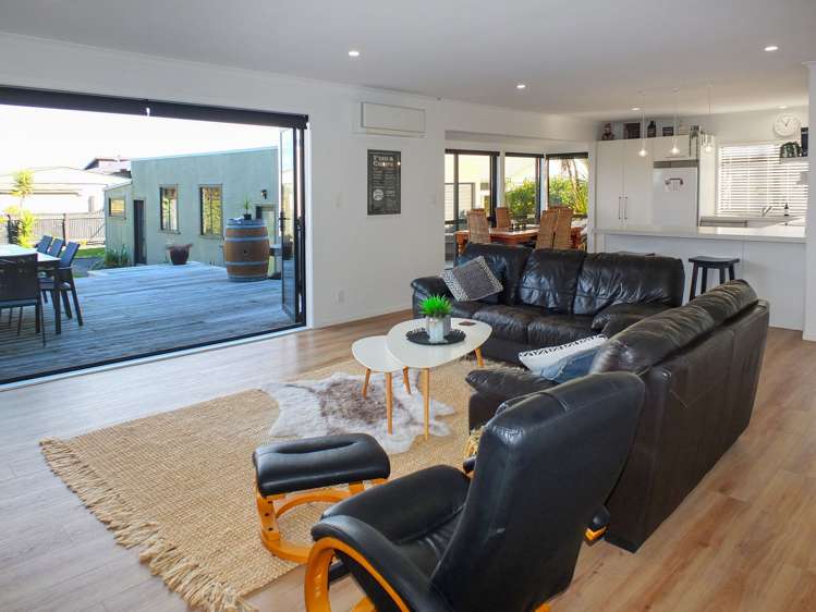 50 Shortt Street Foxton Beach_11