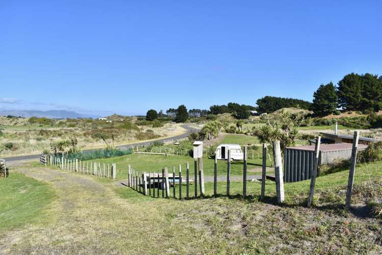 146 Strathnaver Drive Waikawa Beach_15
