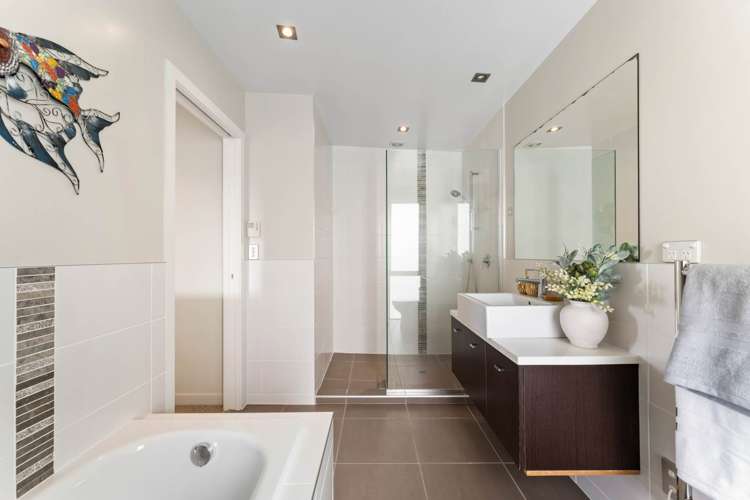 2/171 Kowhai Road Mairangi Bay_34