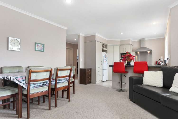 12/2 Grace Avenue Leamington_1