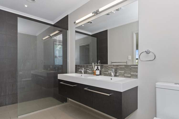 222 Lakes Boulevard Pyes Pa_8