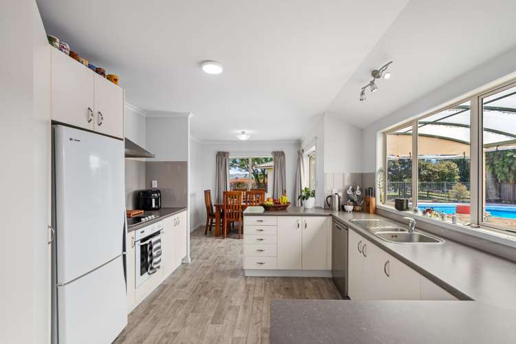 41 Walter Henry Drive Omanawa_12