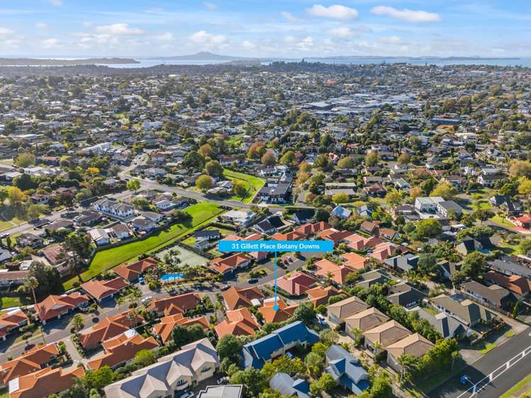 31 Gillett Place Botany Downs_30