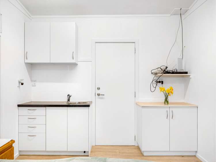 1260 Thongcaster Road Oxford_13