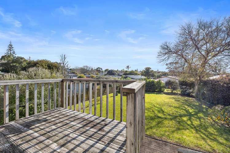 8 Jade Avenue Pakuranga Heights_17