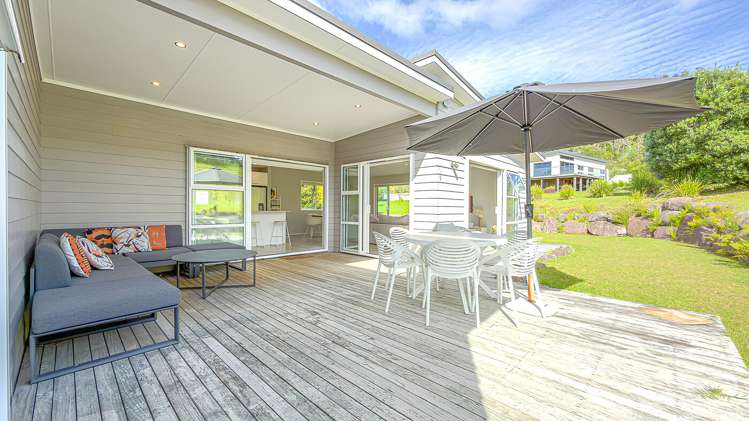 5 Ross Place Whiritoa_2