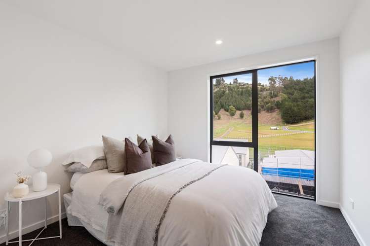 10 Flowers Lane Cracroft_17