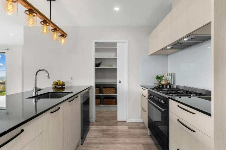 50 Hawken Road 11608_6