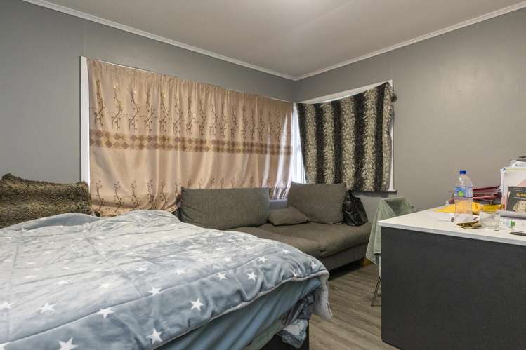 166 Spa Road Central_10