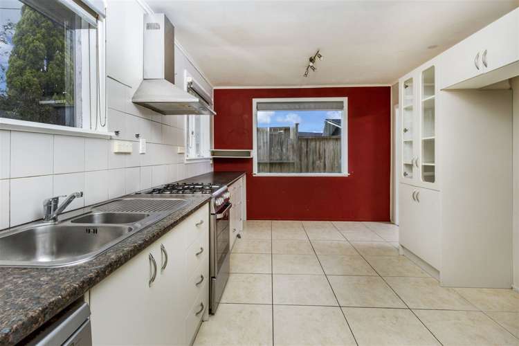 70 Chivalry Road Glenfield_6