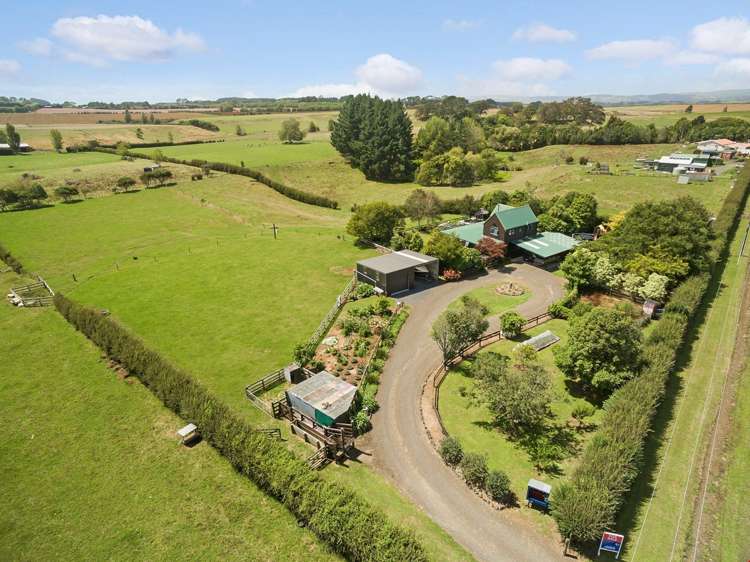 1682 Churchill Road Pukekawa_21