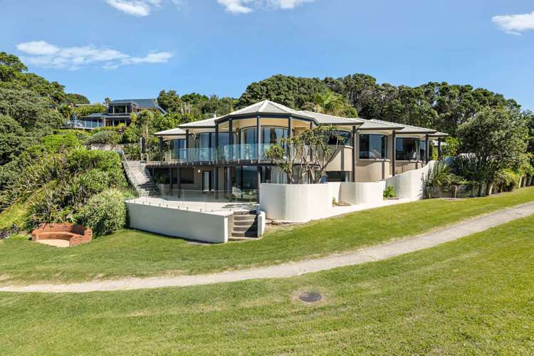 22 Marellen Drive Red Beach_43