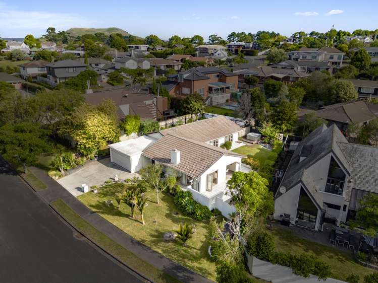 4 Coldham Crescent Saint Johns_25