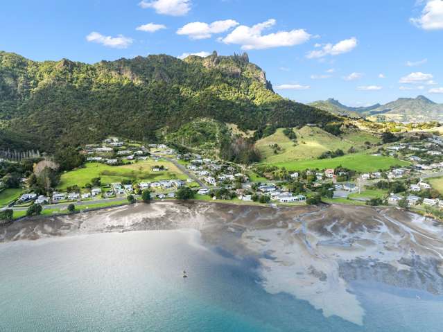Make this your Summer Getaway Retreat!