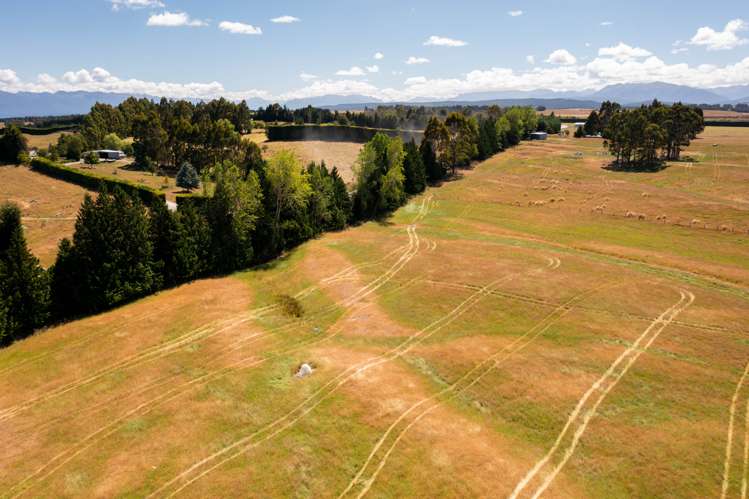 212 Sinclair Road Te Anau_16