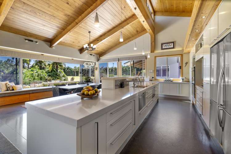 66 Porterfield Road Whitford_17