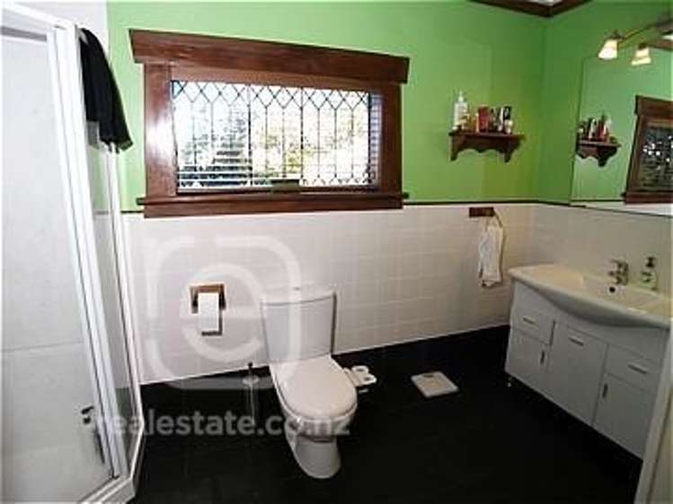 100 Gray Avenue Mangere East_11