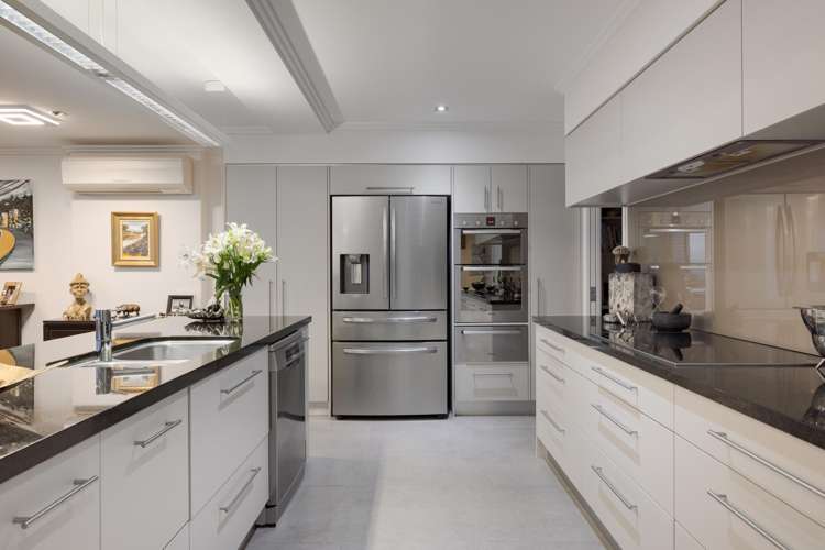 3/104 Harbour Drive Otumoetai_16