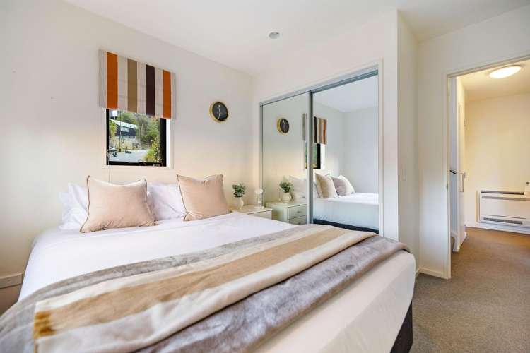 9/8 Mckerrow Place Fernhill/Sunshine Bay_17