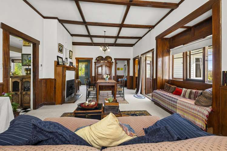 3 Rose Street Raglan_1