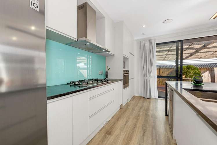 38 Terrasini Drive Flat Bush_8