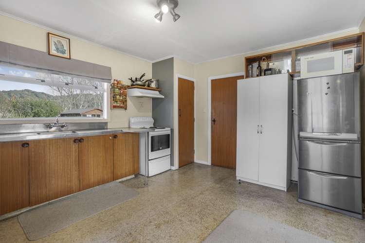 18 Heath Street Wainuiomata_5