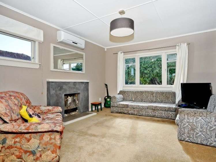 214 Clyde Street Hamilton East_10