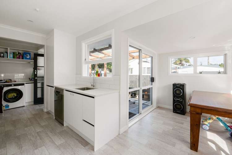 19 Dalesford Street Silverdale_5