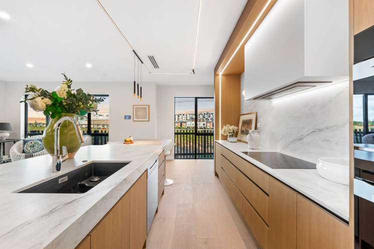 33 Streamview Way Long Bay_1