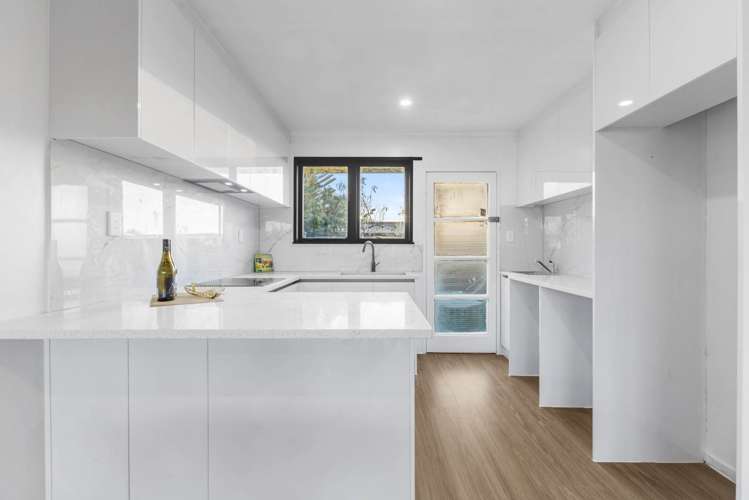 1/13A Vine Street Mangere East_5