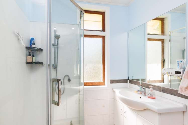 24 Rainforth Street Roslyn_9