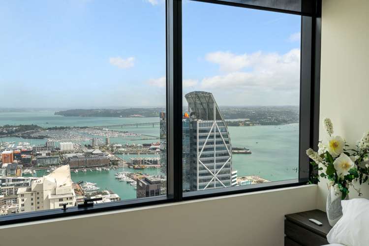 5203/10 Commerce Street City Centre_55