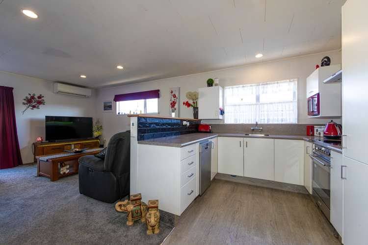 3/909 Clive Street Akina_7