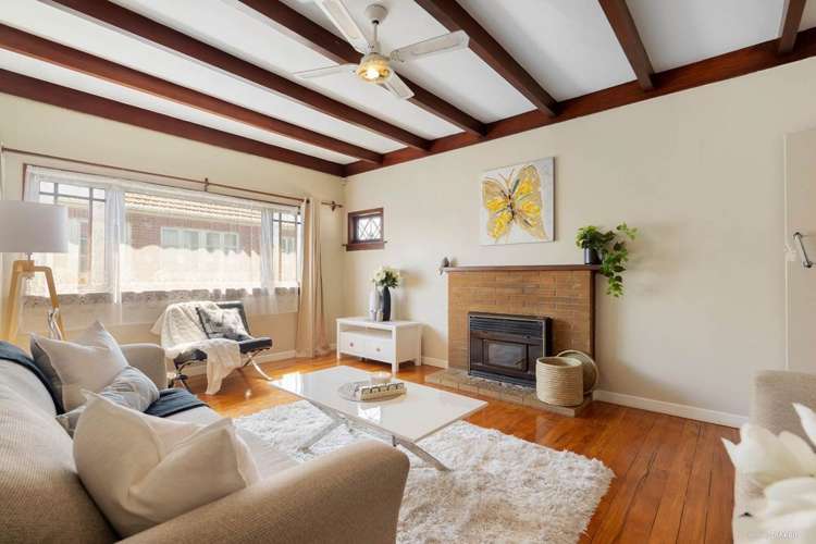 6 Triton Avenue Mount Albert_2