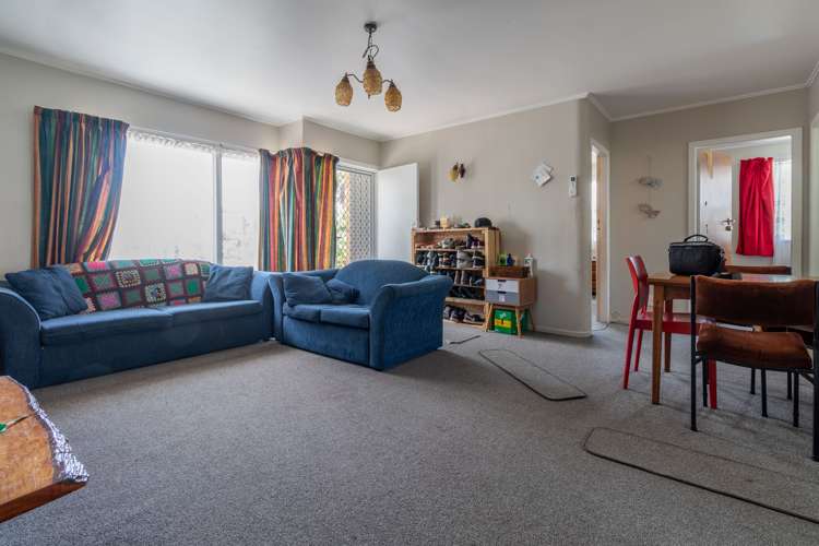 2/2 Oak Street Morrinsville_7
