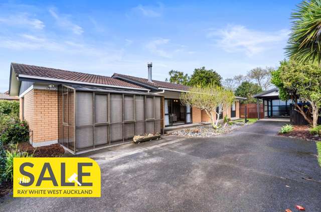 #TheSale - PERFECT BRICK FIRST HOME!