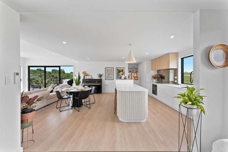 26 Washer Road Omata_4