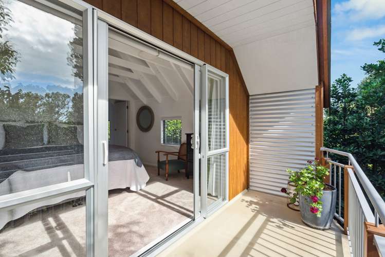 2 Fiesta Grove Raumati Beach_34