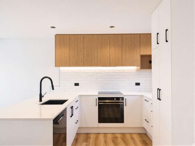 3/127 Lyttelton Street Somerfield_2