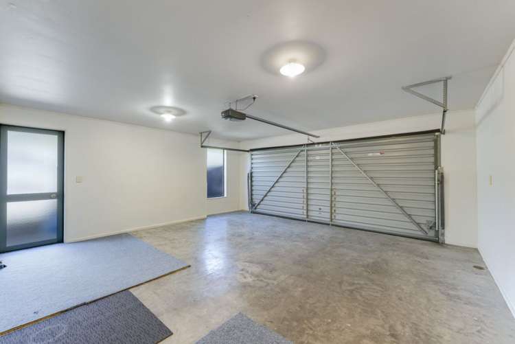 27 Kingsford Drive Stoke_14