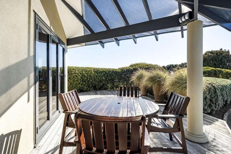 74 Koru Road Omata_17