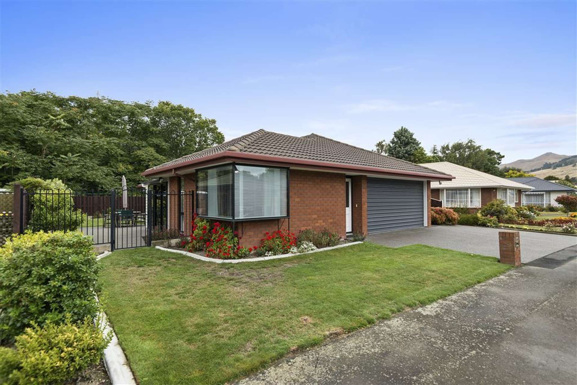 5 Castle Way Beckenham_0