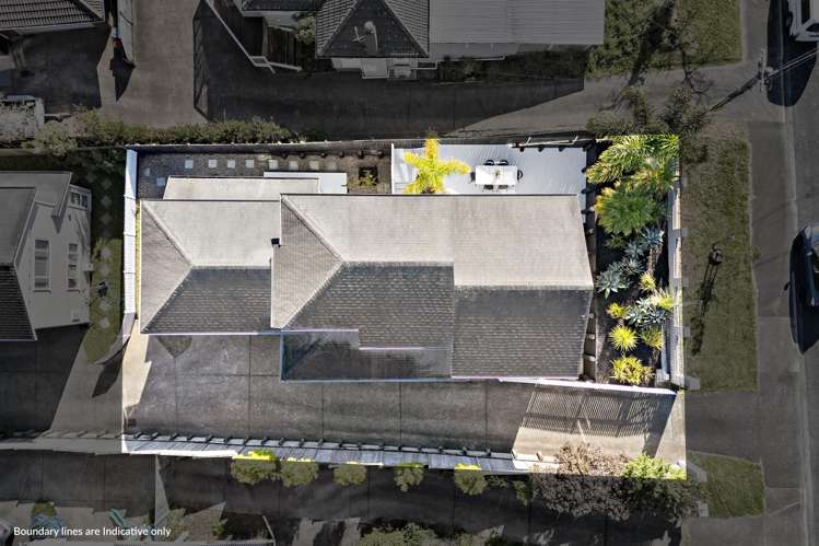 57 Rogan Street Hillsborough_29
