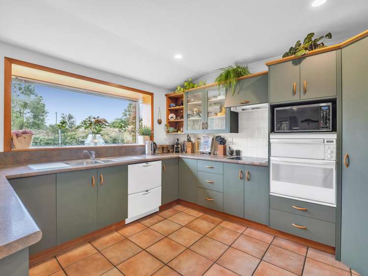 87 Halkett Road West Melton_8