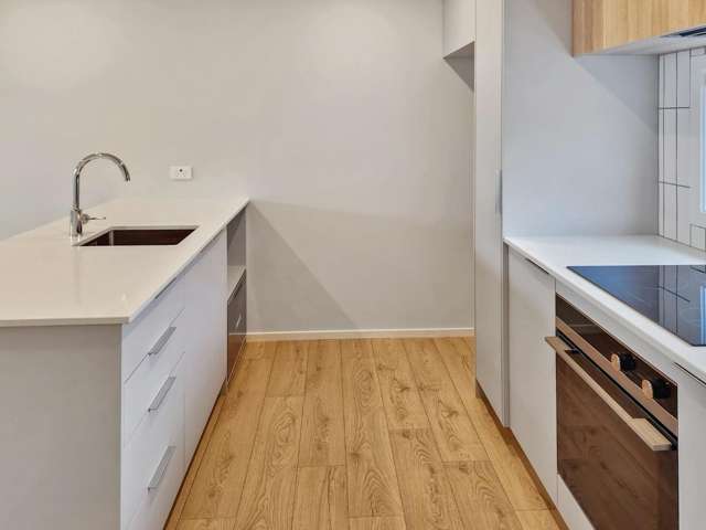 8/16 Sladden Street 1315_2