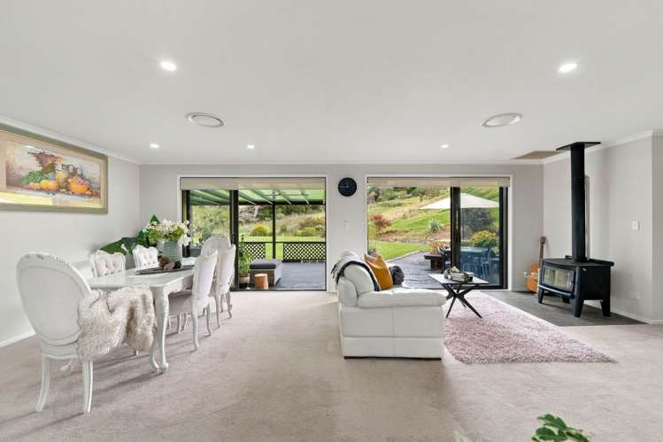 29 Whangaparaoa Road Red Beach_9