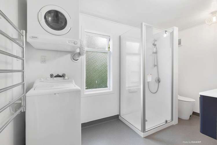 61c Mortimer Terrace Brooklyn_12