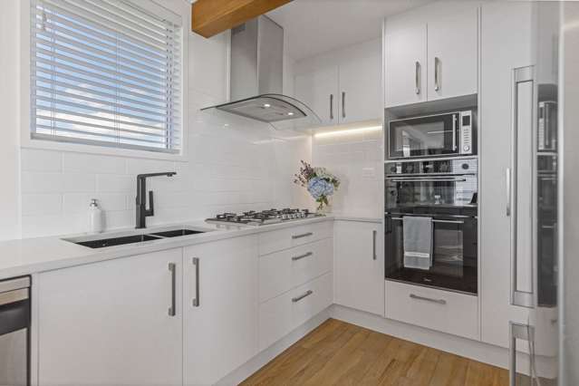 499 Grahams Beach Road Awhitu_2